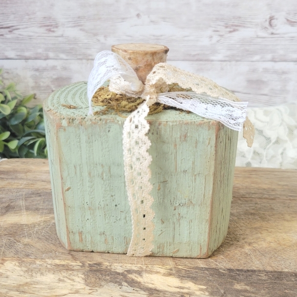 Cute Wood Fall Pumpkin in Sage Green - Picture 2 of 6